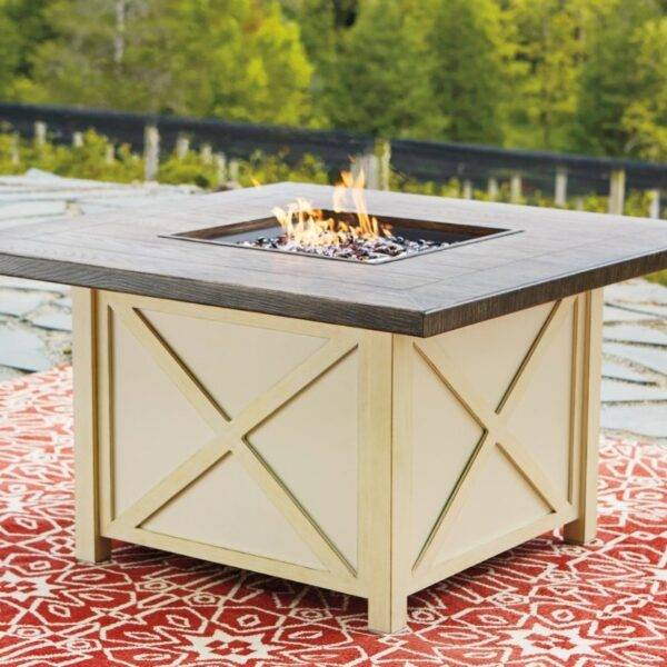 Ashley Preston Bay fire table